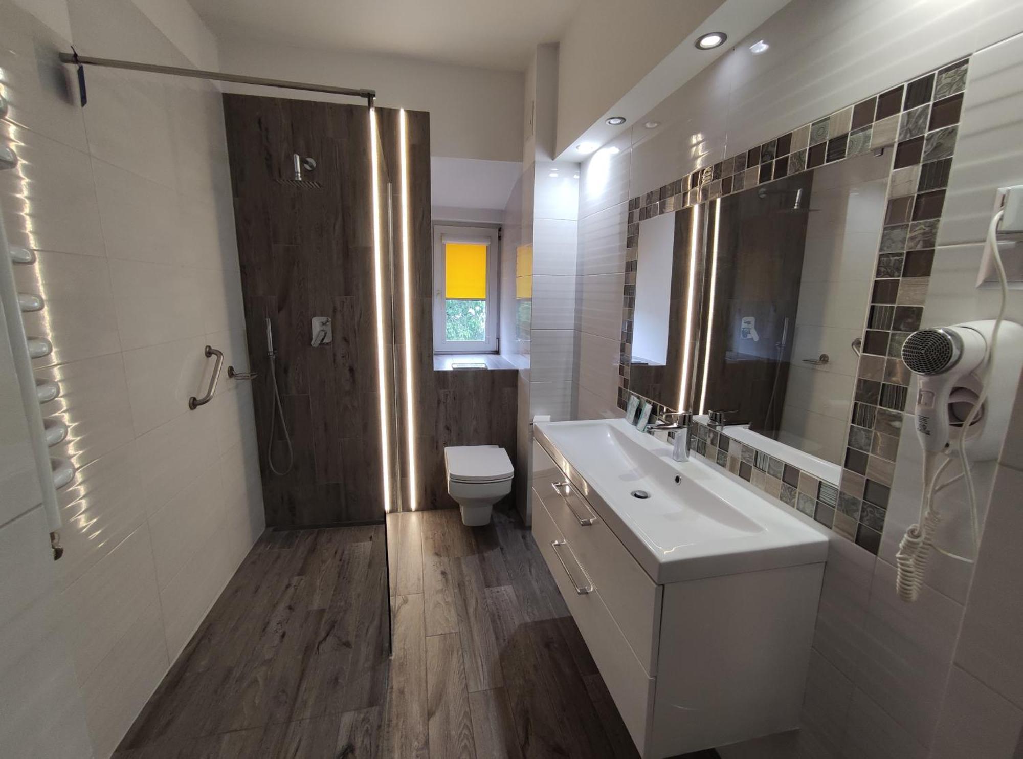 Hotel Atena Slupsk Bagian luar foto