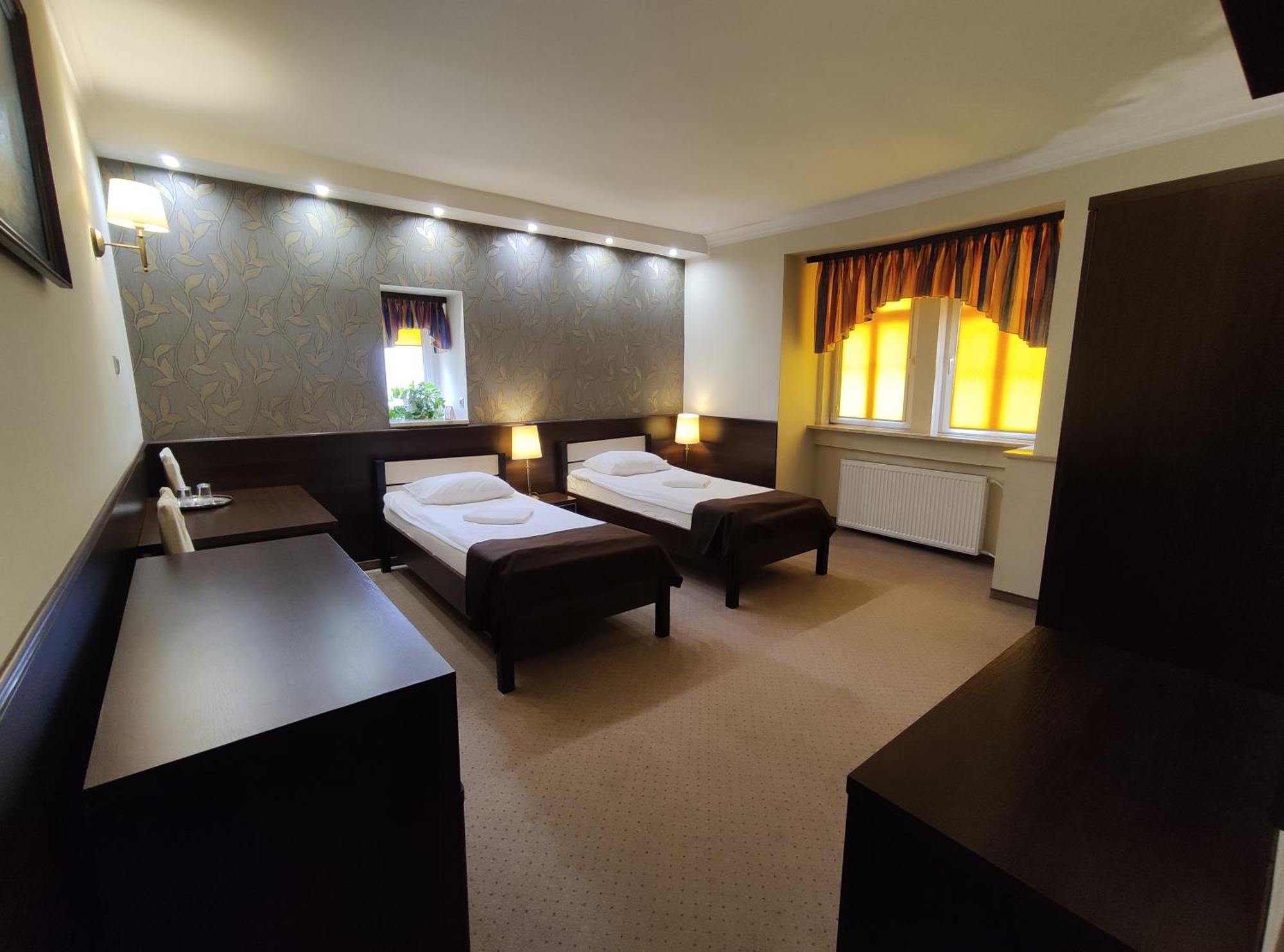 Hotel Atena Slupsk Bagian luar foto