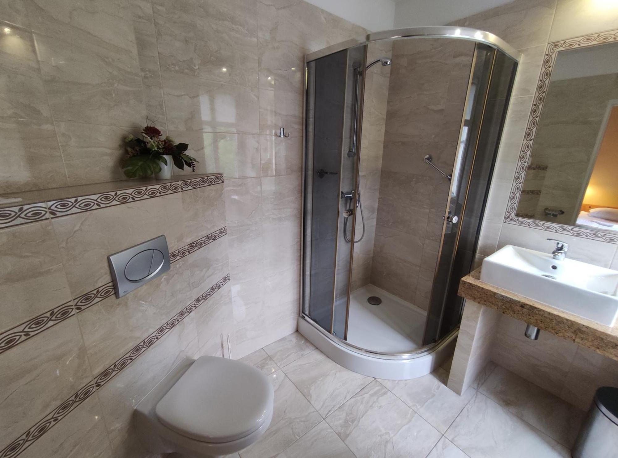 Hotel Atena Slupsk Bagian luar foto