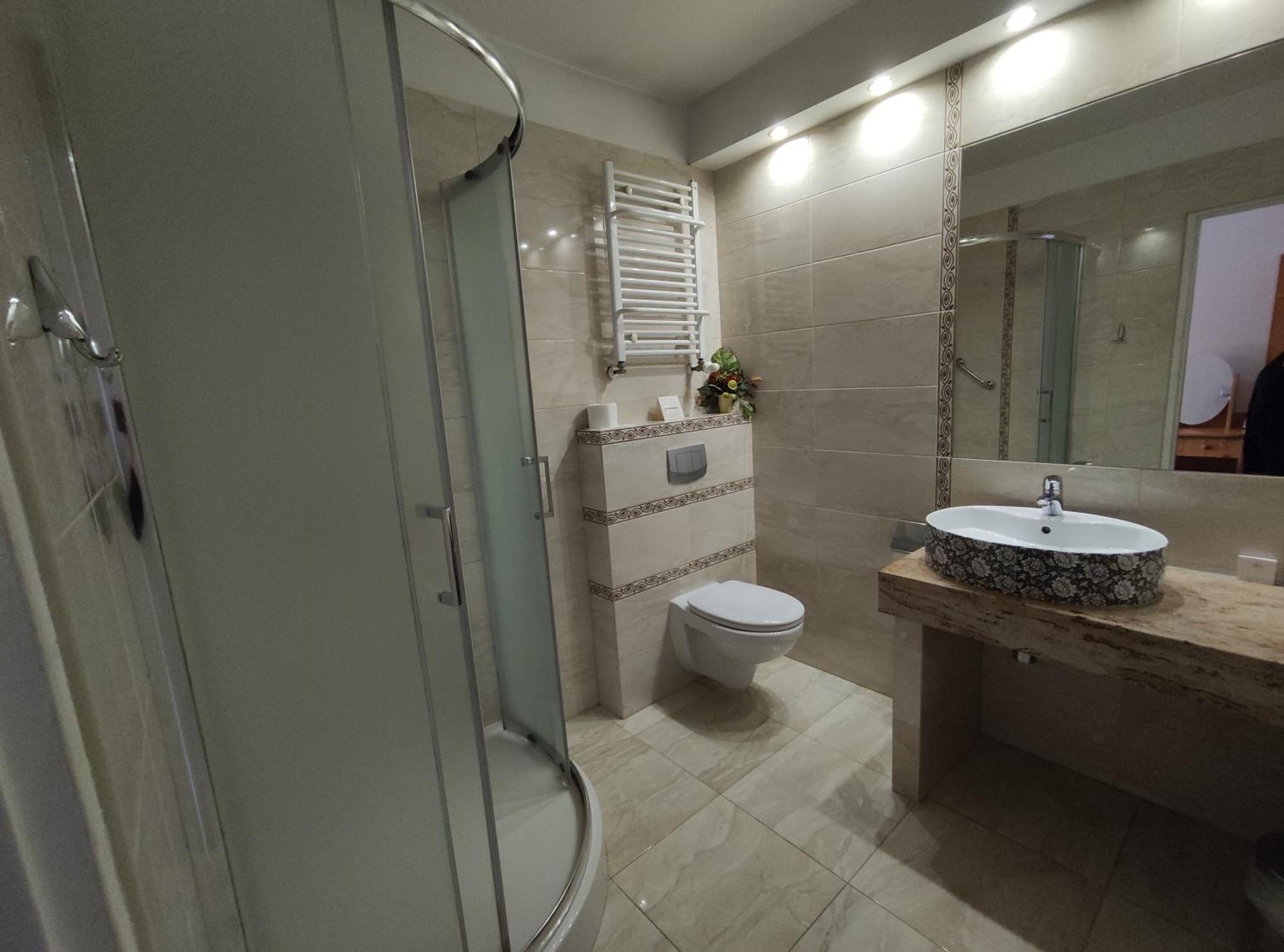 Hotel Atena Slupsk Bagian luar foto